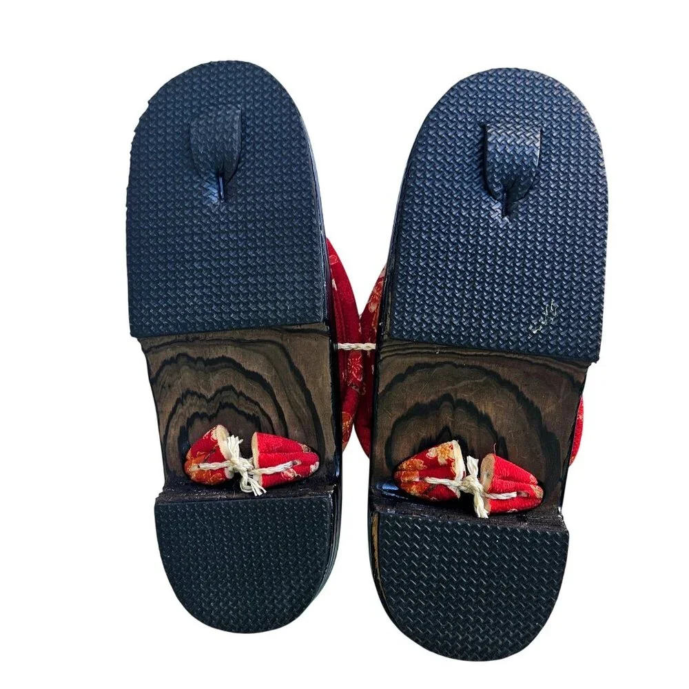 Japanese Geta Sandals Black Lacquer Red Floral Hanao S/M 6 to 7 Narrow - Picture 12 of 13